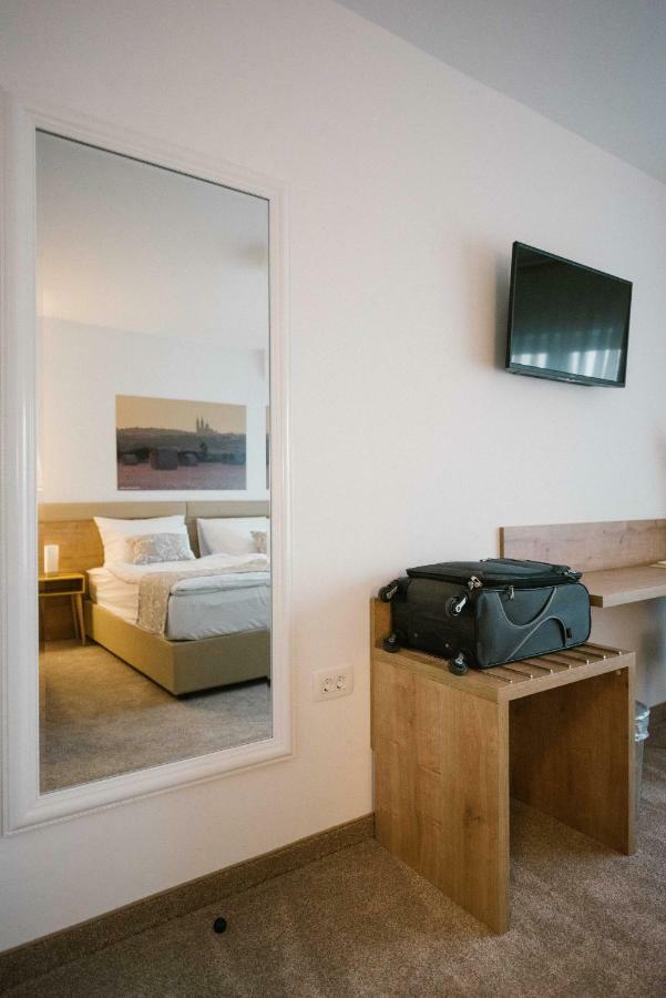 2I Rooms Ðakovo Exteriör bild